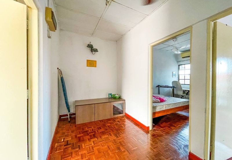 Seksyen 11, Shah Alam