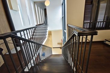 Tiana Elmina Gardens