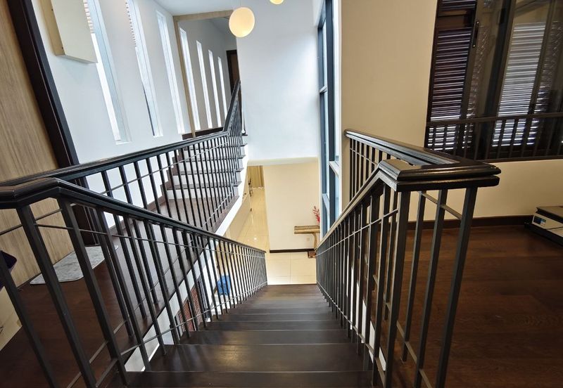 Tiana Elmina Gardens