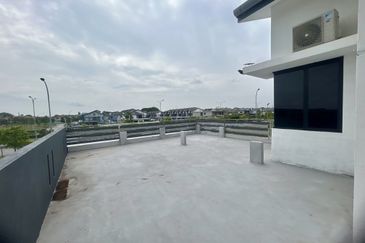 Lumira 2 by Sime Darby