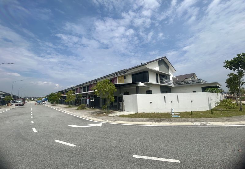 Lumira 2 by Sime Darby