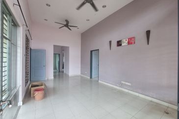 Jalan Makyong, Bandar Bukit Raja