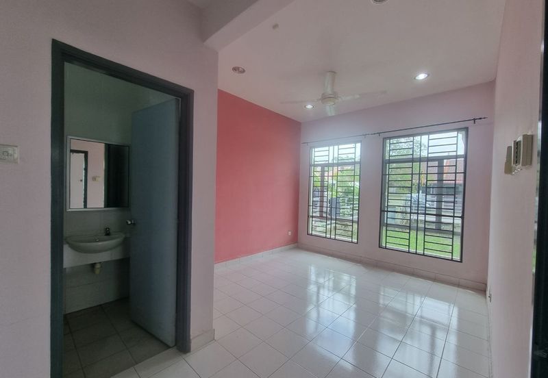 Jalan Makyong, Bandar Bukit Raja