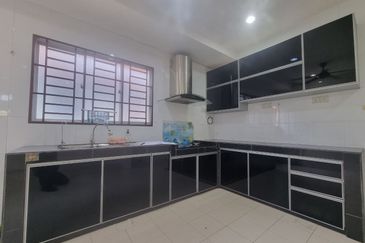 Jalan Makyong, Bandar Bukit Raja