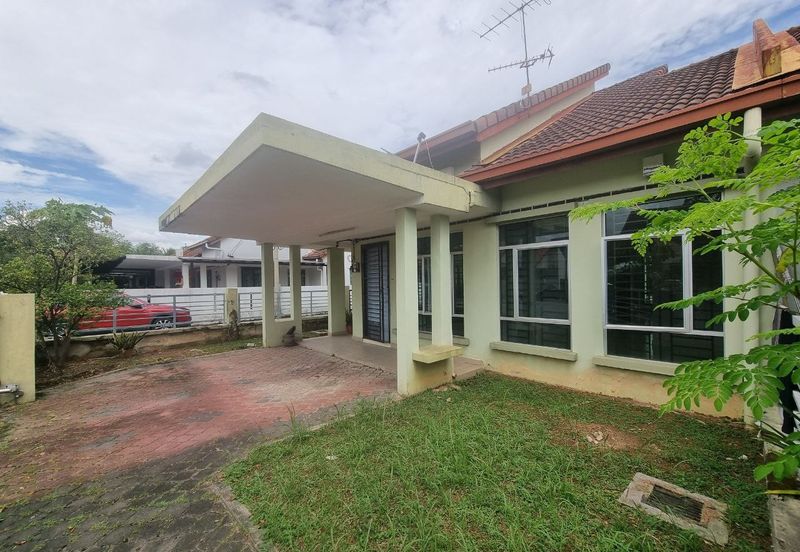 Jalan Makyong, Bandar Bukit Raja