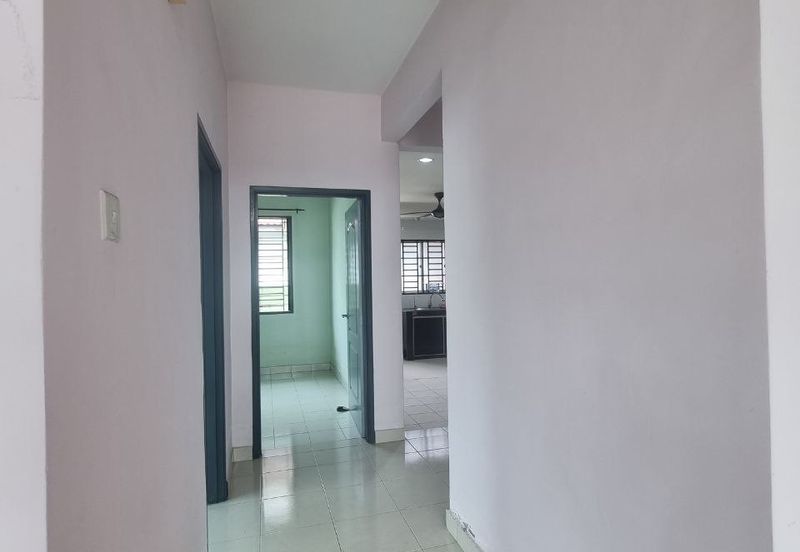 Jalan Makyong, Bandar Bukit Raja