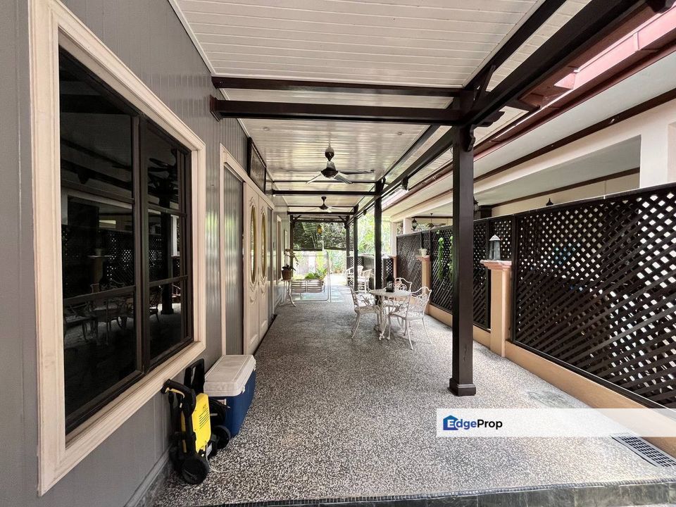 Shah Alam Seksyen 7 Jalan Kristal SEMI DETACHED HOUSE For Sale Renovated, Selangor, Shah Alam