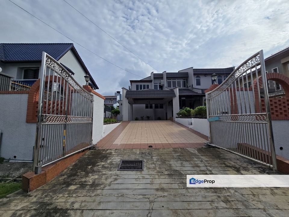Shah Alam Seksyen 11 Double Storey Bungalow House For Sale RENOVATED, Selangor, Shah Alam