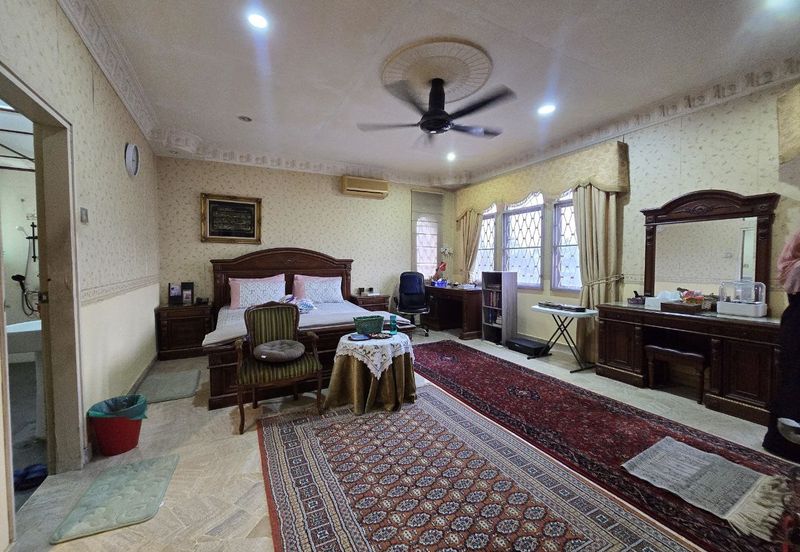 Seksyen 11, Shah Alam