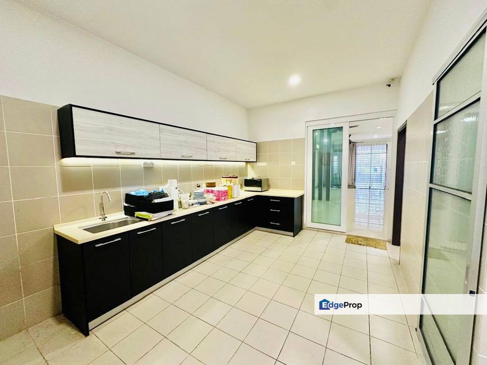 Shah Alam Laman Glenmarie U1 Double Storey Superlink House For Sale RENOVATED, Selangor, Glenmarie