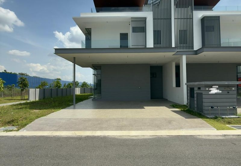 Broadleaf Residences, Hometree