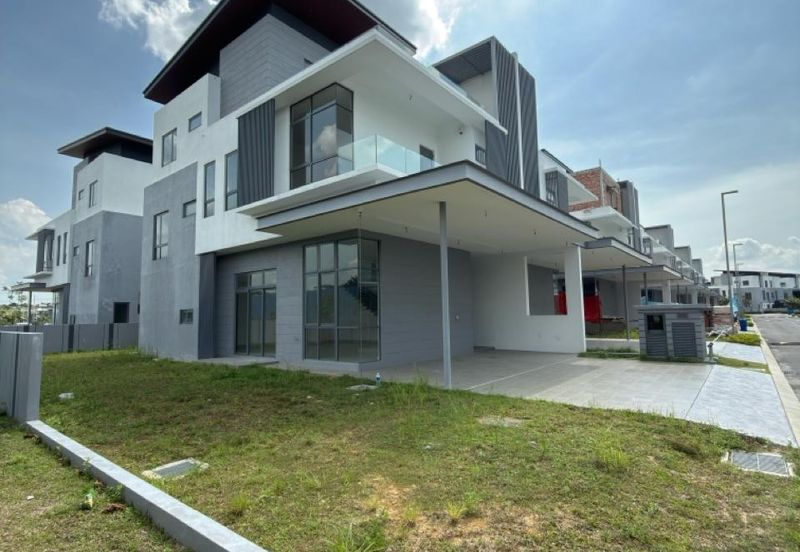 Broadleaf Residences, Hometree