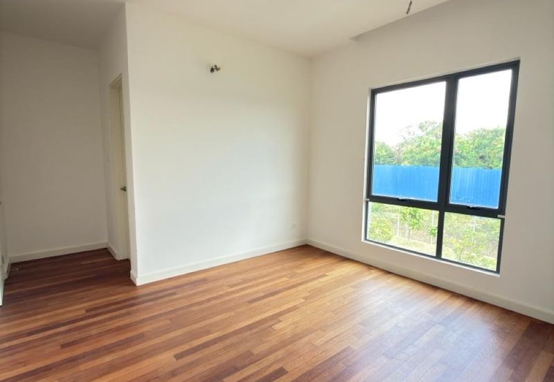 Broadleaf Residences, Hometree