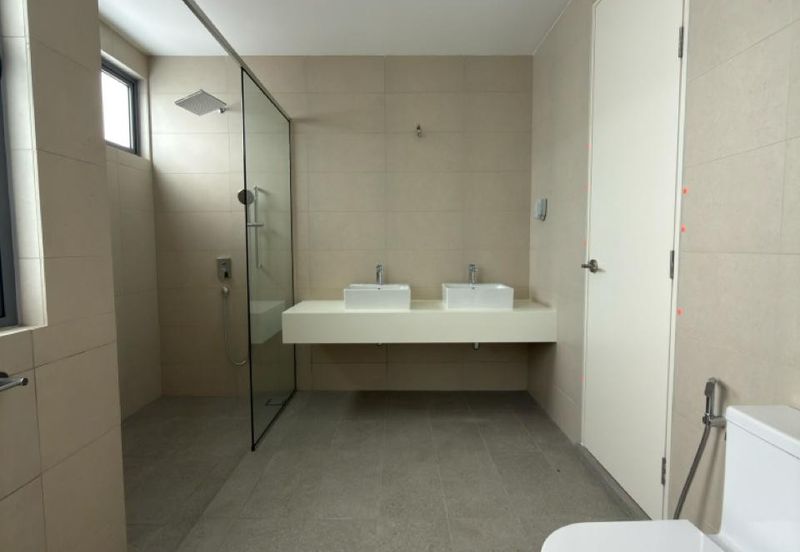 Broadleaf Residences, Hometree