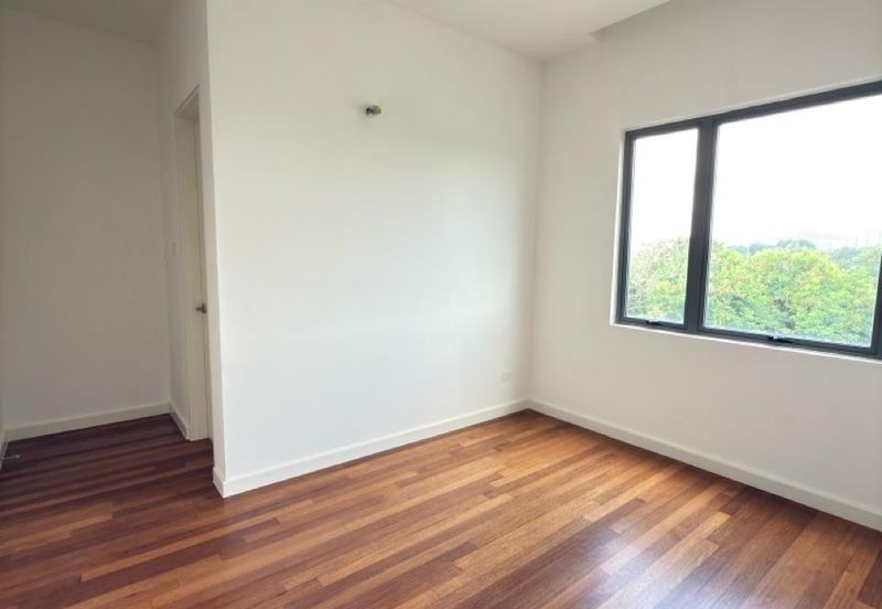 Broadleaf Residences, Hometree