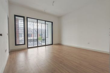 Elmina Green Three @ City of Elmina