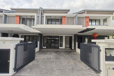 Elmina Green Three @ City of Elmina