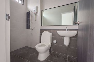 Elmina Green Three @ City of Elmina