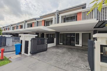 Elmina Green Three @ City of Elmina