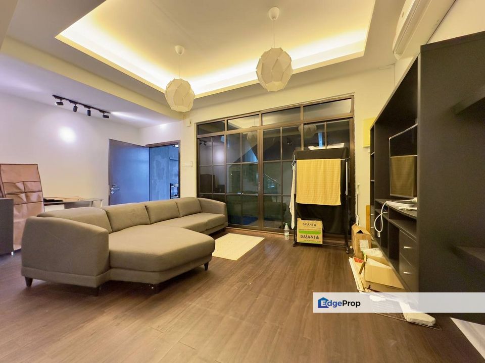 PUNCAK ALAM HILLPARK MAPLE DOUBLE STOREY TERRACE FULLY FURNISHED HOUSE FOR SALE, Selangor, Sungai Buloh