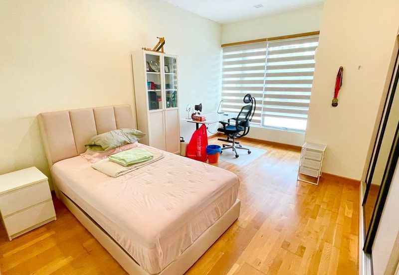 Symphony Hills Schumann