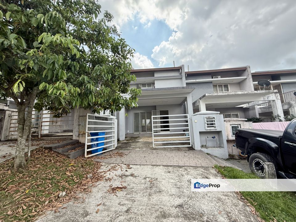 SHAH ALAM SEKSYEN U17 AMAN PUTRI DOUBLE STOREY TERRACE HOUSE FOR SALE, Selangor, Petaling Jaya