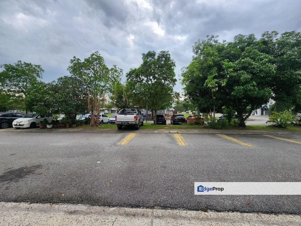 SHAH ALAM SEKSYEN U12 DESA ALAM DOUBLE STOREY TERRACE HOUSE FOR SALE, Selangor, Shah Alam
