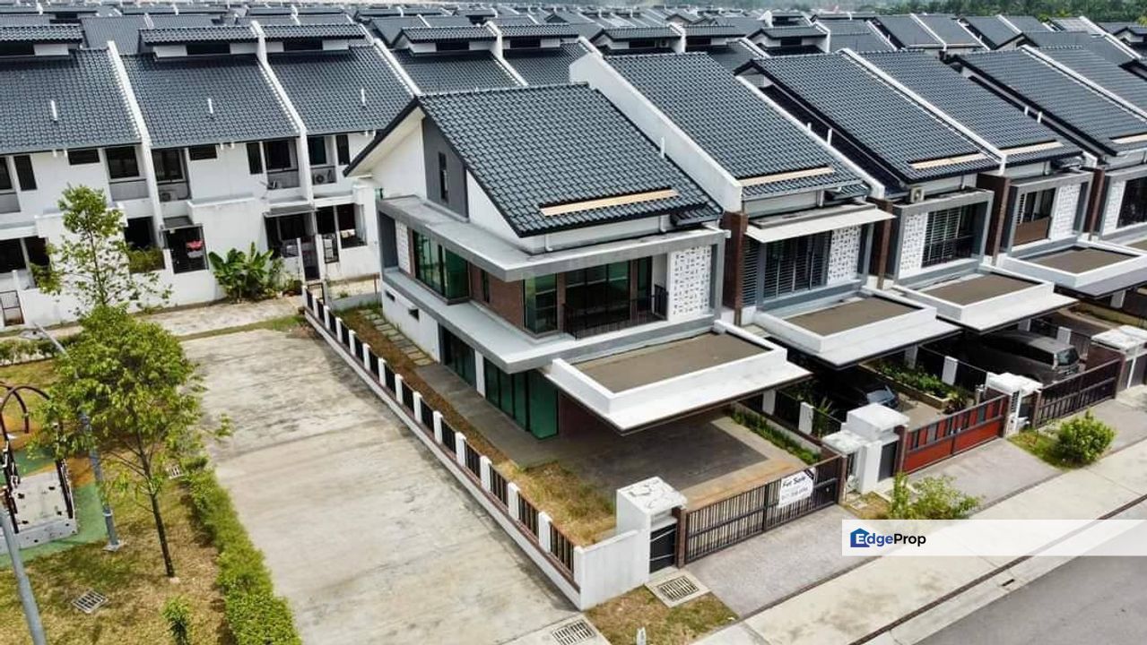 SHAH ALAM ELMINA VALLEY 4 ENDLOT DOUBLE STOREY TERRACE ELMINA HOUSE FOR SALE, Selangor, Shah Alam