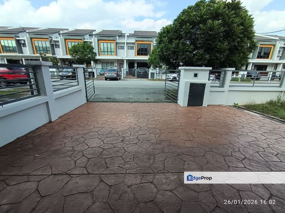 SAUJANA UTAMA SAUJANA PERDANA TRESNA TERATAI DOUBLE STOREY TERRACE HOUSE FOR SALE, Selangor, Sungai Buloh