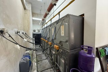 SHOP LOT AT VISTA MILLENIUM CONDOMINIUM PUCHONG PERDANA FOR SALE