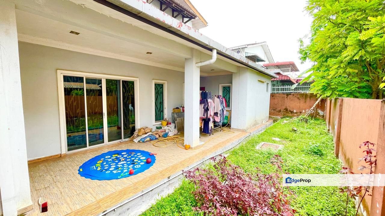 SEKSYEN 3 SHAH ALAM Double Storey Semi Detached House For Sale, Selangor, Shah Alam
