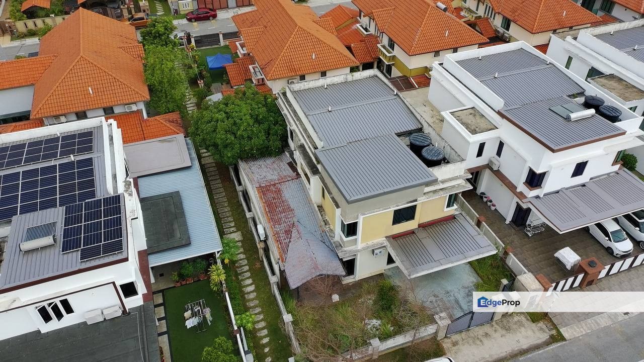 AMAN PERDANA KLANG BUNGALOW WITH SWIMMING POOL HOUSE FOR SALE, Selangor, Klang