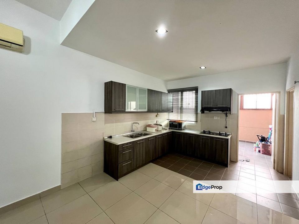 CYBERJAYA CASSIA GARDEN RESIDENCES TRIPLE STOREY LINK HOUSE FOR SALE, Selangor, Cyberjaya