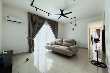 Lake Point Residence