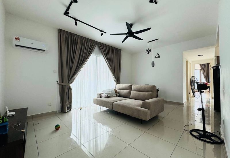 Lake Point Residence