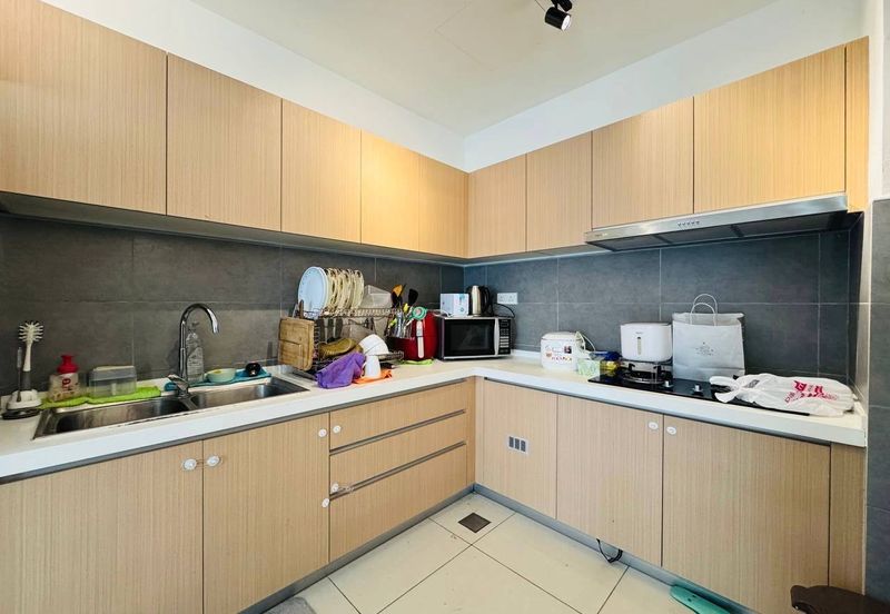 Lake Point Residence