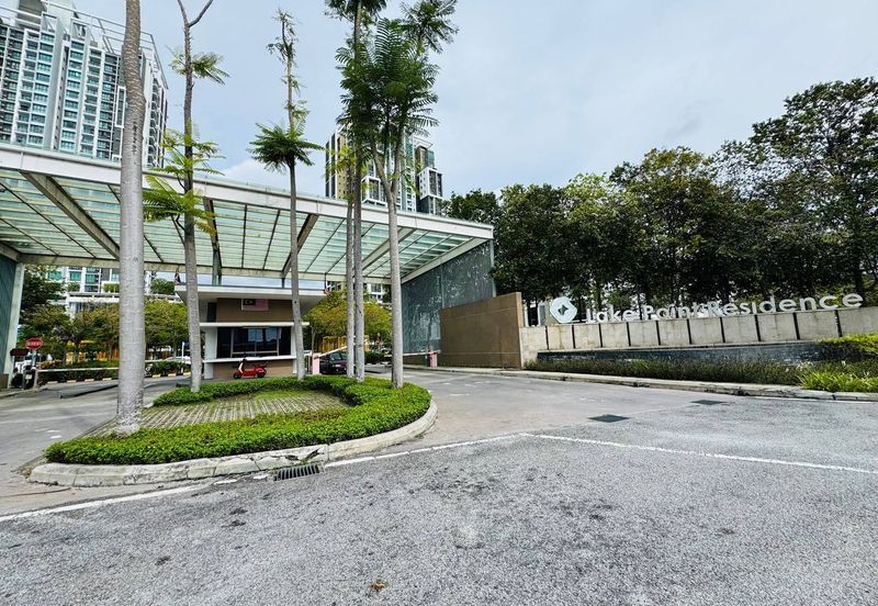 Lake Point Residence