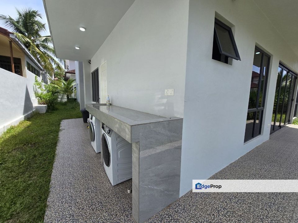 MELAKA AYER KEROH HANG TUAH JAYA TAMAN TASIK UTAMA DOUBLE STOREY BUNGALOW HOUSE FOR SALE, Melaka, Ayer Keroh