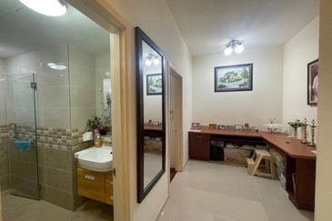 Seri Maya Condominium