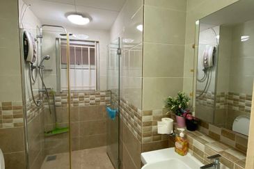 Seri Maya Condominium