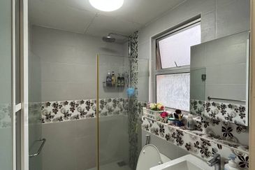 Seri Maya Condominium