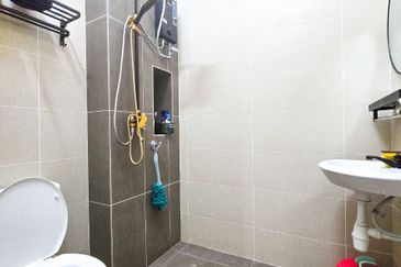 Seksyen 30, Shah Alam