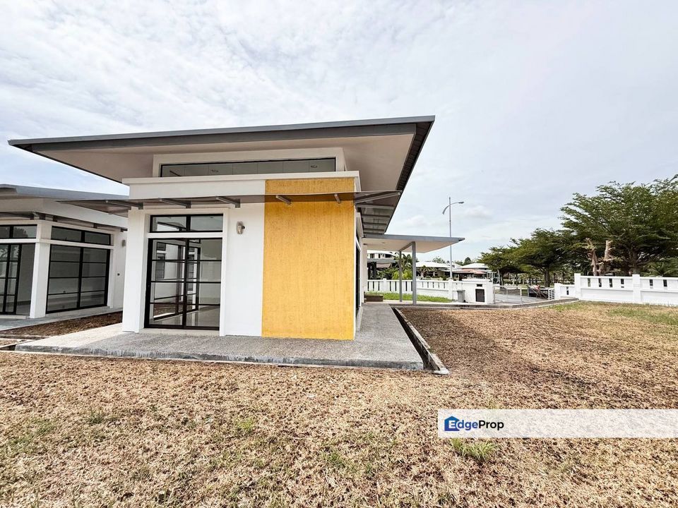 NEGERI SEMBILAN BANDAR BARU ENSTEK LABU SINGLE STOREY BUNGALOW HOUSE FOR SALE, Negeri Sembilan, Labu