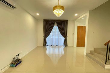 Reef Of Tropics, Setia Eco Glades