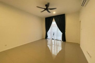 Reef Of Tropics, Setia Eco Glades