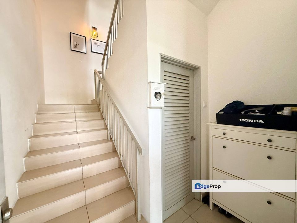 BANDAR SAUJANA PUTRA DESA SAUJANA 2 TRIPLE STOREY TOWNHOUSE FOR SALE, Selangor, Jenjarom