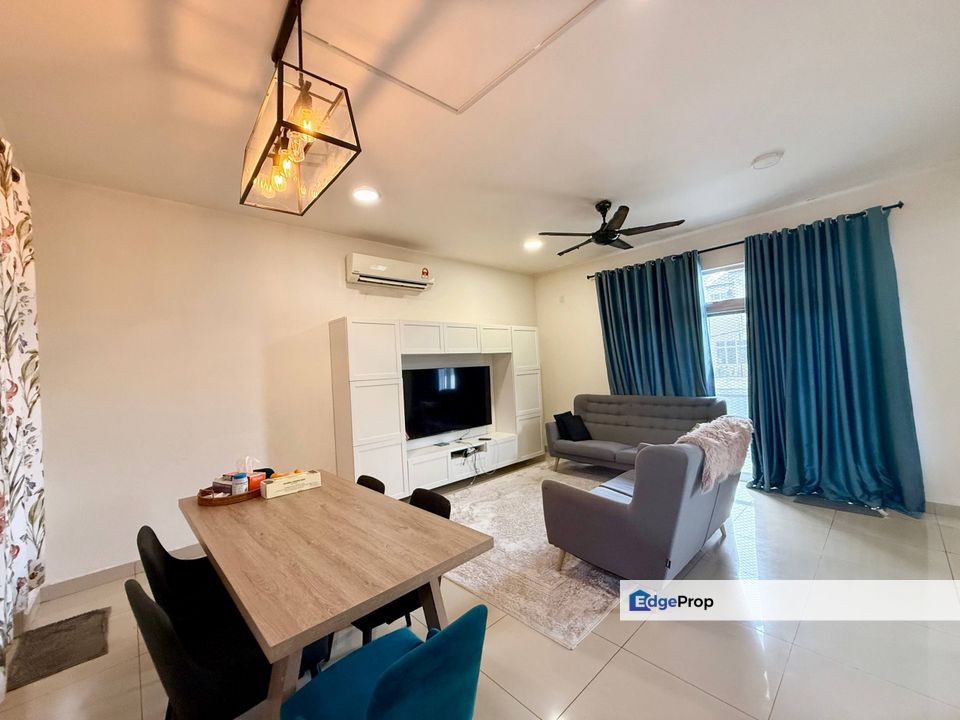 BANDAR SAUJANA PUTRA DESA SAUJANA 2 TRIPLE STOREY TOWNHOUSE FOR SALE, Selangor, Jenjarom