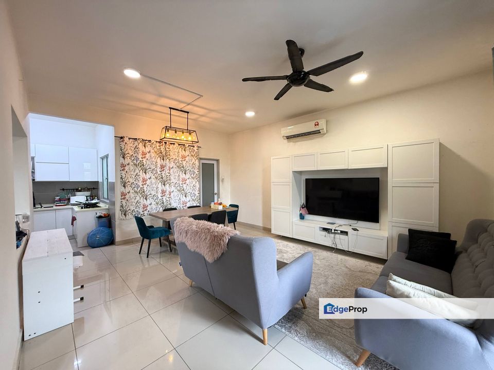 BANDAR SAUJANA PUTRA DESA SAUJANA 2 TRIPLE STOREY TOWNHOUSE FOR SALE, Selangor, Jenjarom