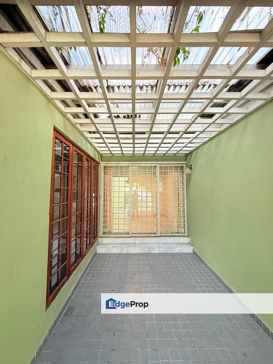 SUBANG JAYA SS 18 DOUBLE STOREY TERRACE HOUSE FOR SALE, Selangor, Subang Jaya