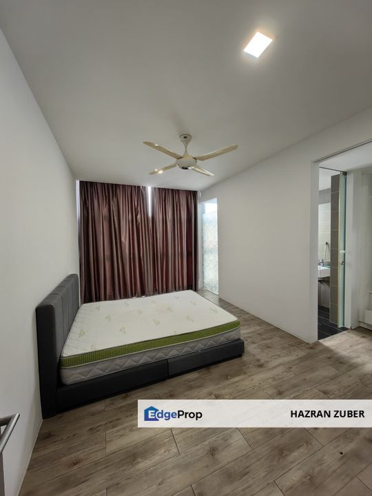 Lake Front Residence Condominium, Cyberjaya 💥💰 For Sale Ready To Move In Unit Cyberjaya💥💰, Selangor, Cyberjaya